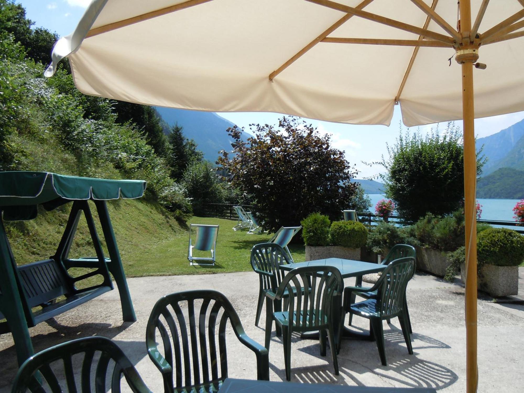 Hotel Fontanella Molveno Luaran gambar